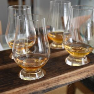 Tasting staves with whisky
