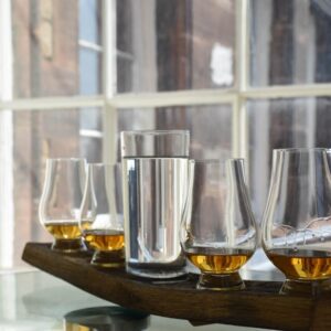 Whisky stave with glasses